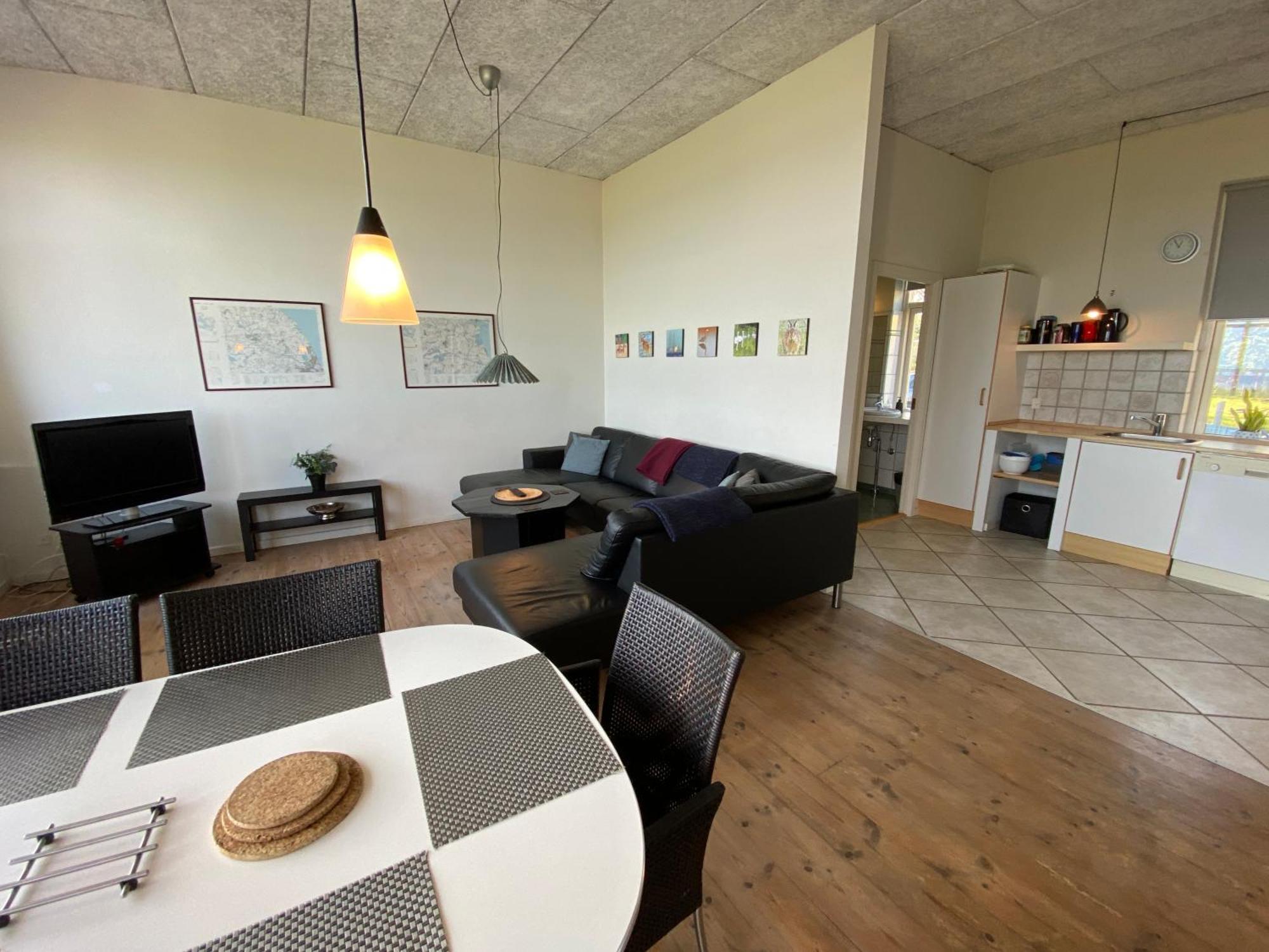 Skaerven Beachfront Apartments And Cottage Nyborg Exterior foto