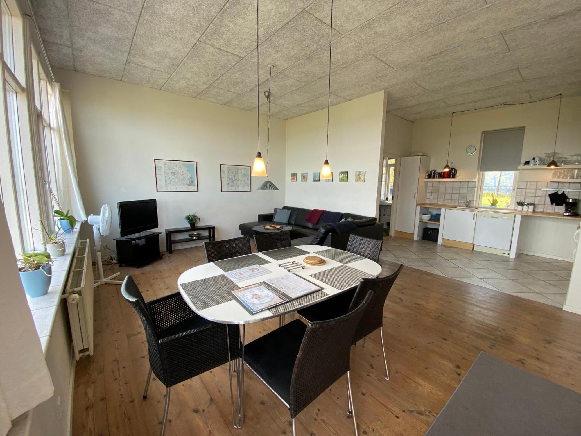 Skaerven Beachfront Apartments And Cottage Nyborg Exterior foto